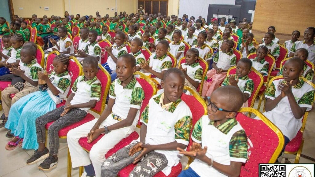 Le capitaine Ibrahim Traoré rencontre les pupilles de la nation
